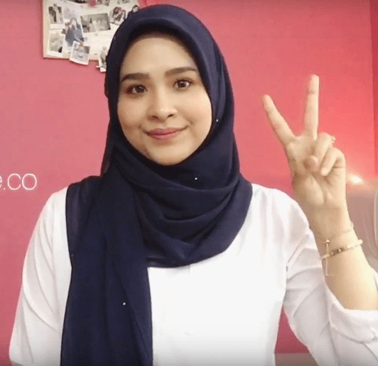 Beautiful Hijab With Underscarf Style Tutorial