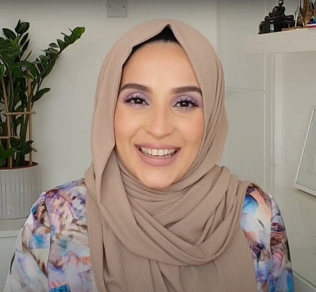 Learn How To Hijab Wrap Easily In No Time